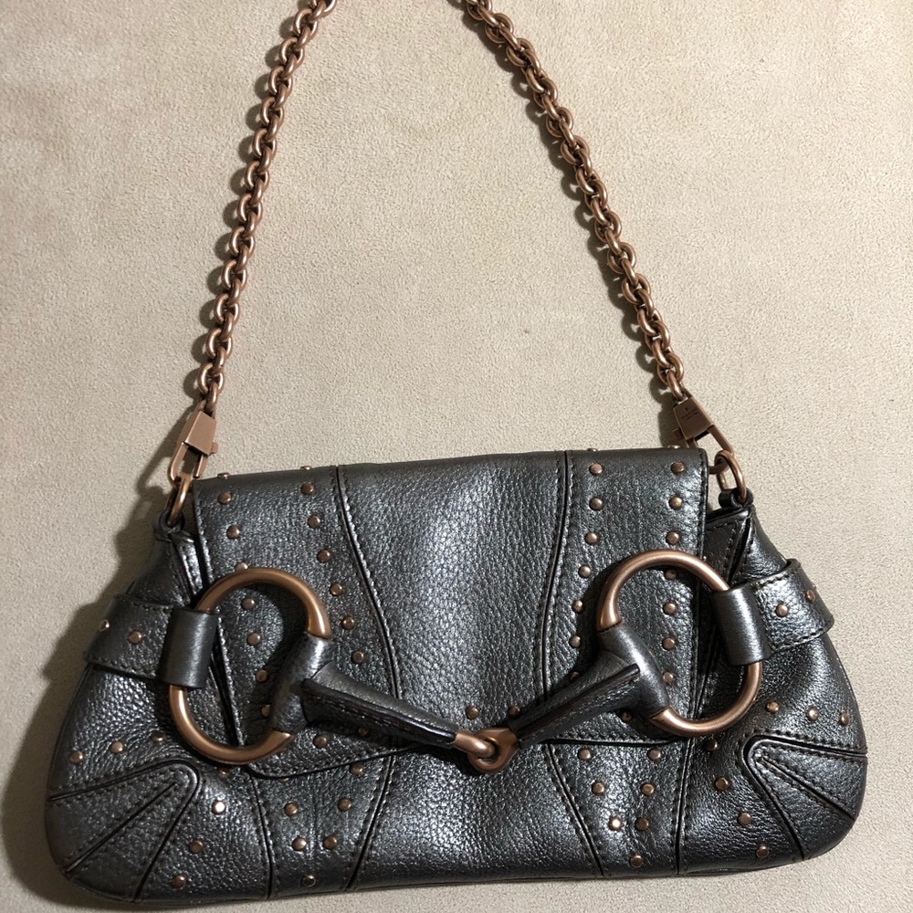 New AUTHENTIC GUCCI HORSEBIT LEATHER CLUTCH BAG.